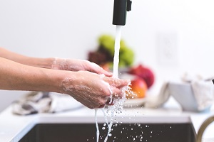 Washing hands300x300.jpg